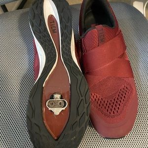 Size 11 merlot TIEMS with cleats